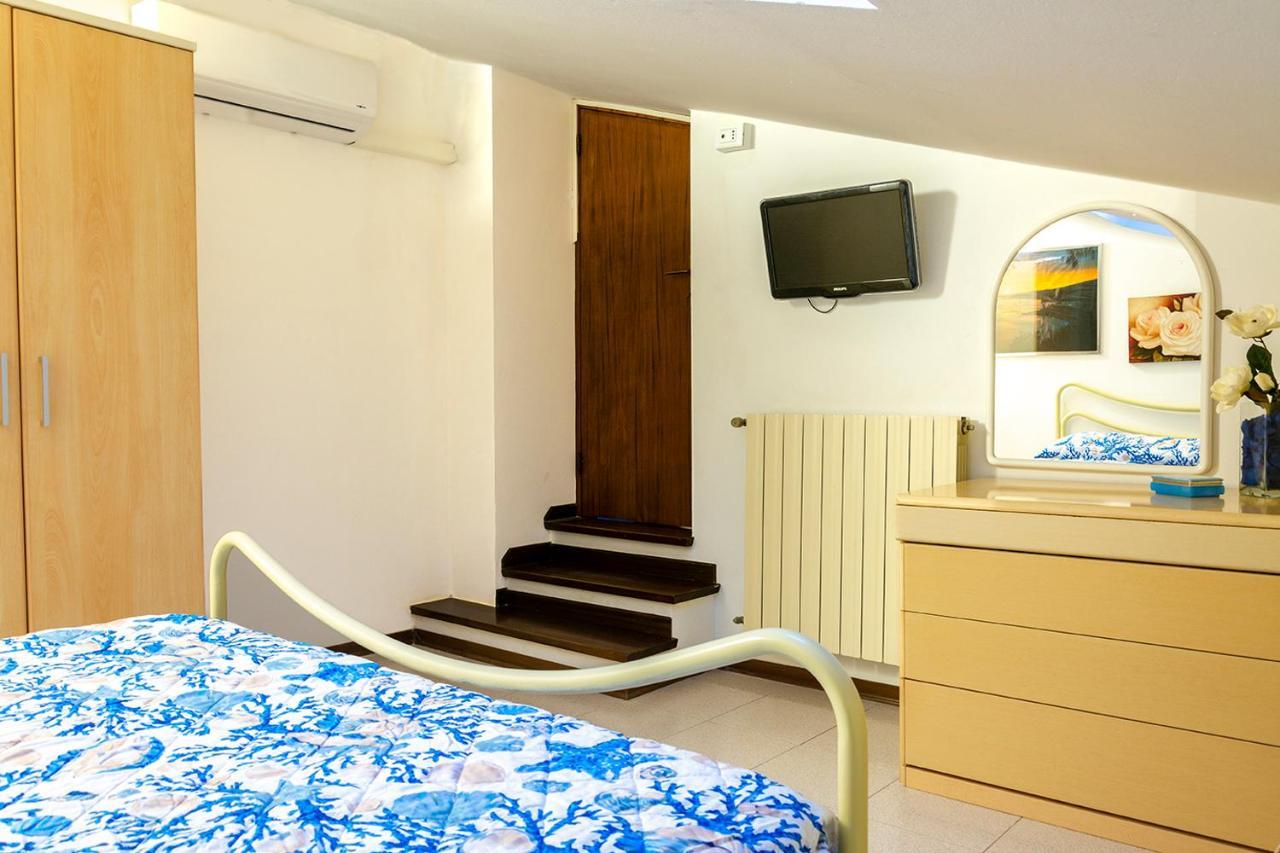 Appartamenti La Casina بورتو أتْسورّو المظهر الخارجي الصورة
