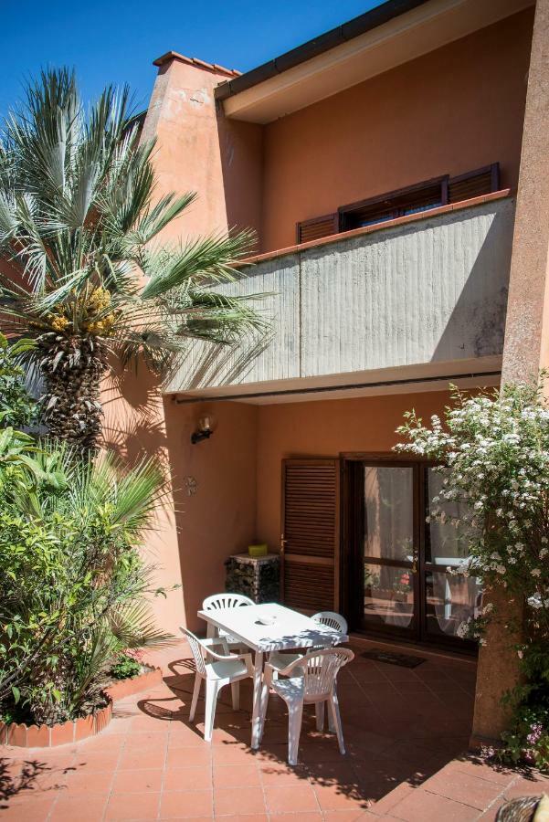 Appartamenti La Casina بورتو أتْسورّو المظهر الخارجي الصورة